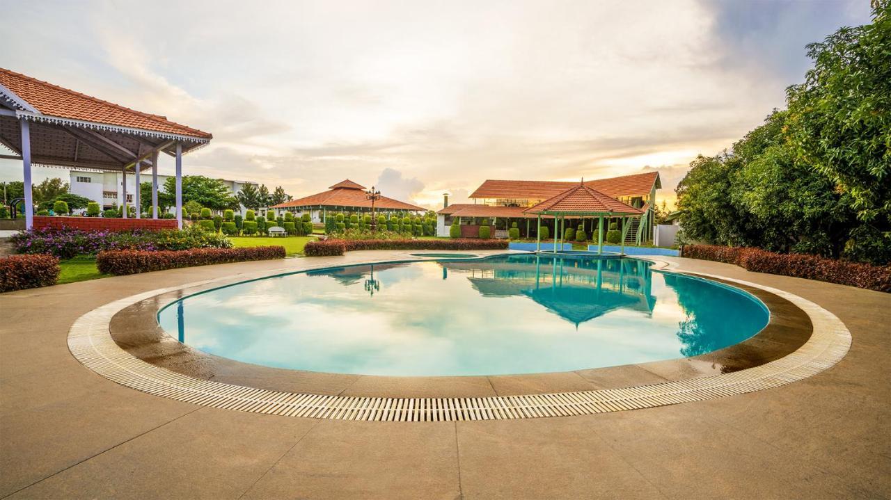 Fiestaa Resort N Events Venue Devanahalli Esterno foto