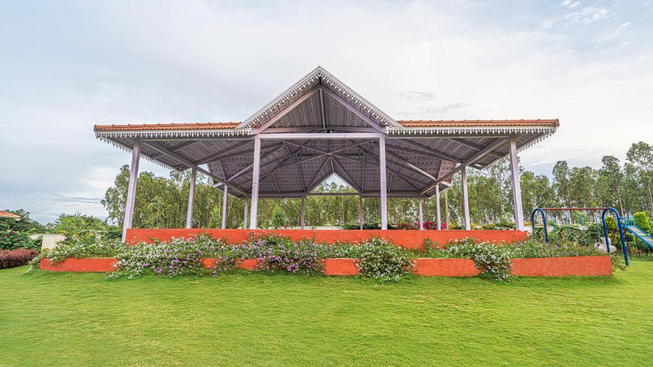 Fiestaa Resort N Events Venue Devanahalli Esterno foto